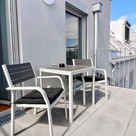 Modern Balcony Apartment With Pool Close To Lake In "Donaustadt" เวียนนา ภายนอก รูปภาพ