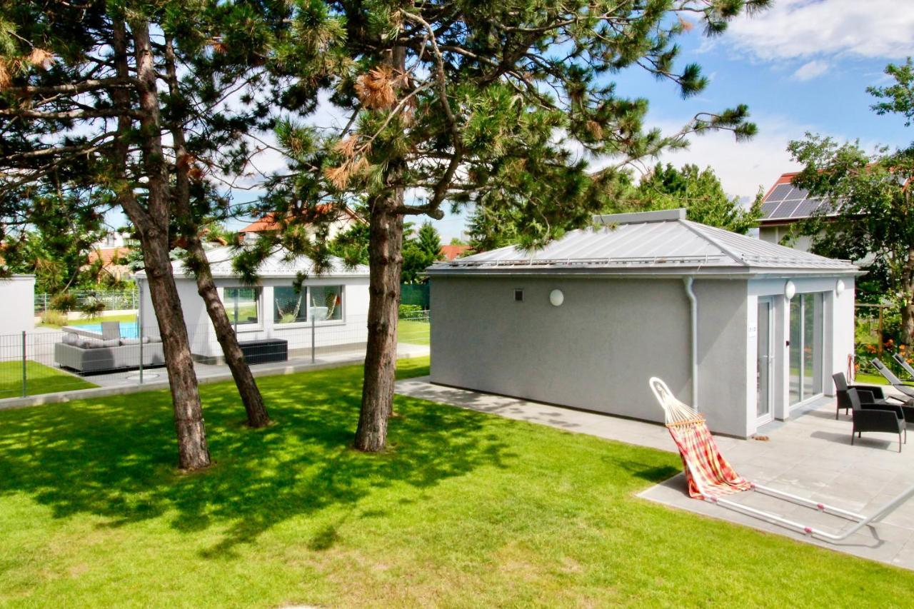 Modern Balcony Apartment With Pool Close To Lake In "Donaustadt" เวียนนา ภายนอก รูปภาพ